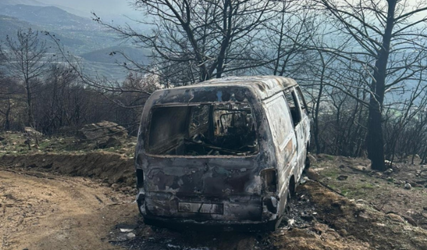 İzmir'de Genç Müteahhit Aracında Yanmış Olarak Bulundu