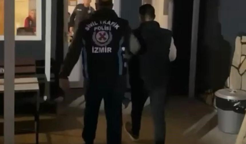 İzmir'de Otobüsün Önünü Kesen Sürücüye Rekor Ceza..